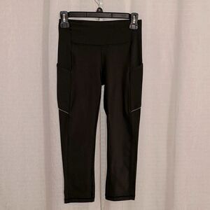 lululemon 4 Dark Green 21” Inseam Athletic Workout Leggings with Pockets